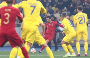 free kick by ronaldo