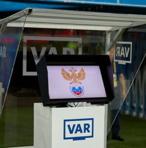 var referee screen