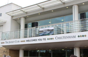 cheltenham racecouse entrance and sign
